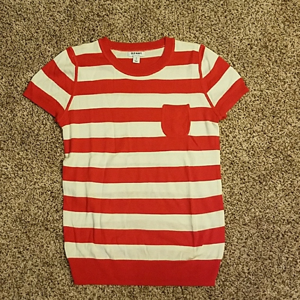 Old Navy t-shirt sweater